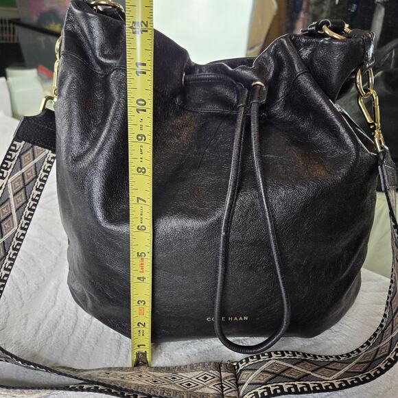 Cole Haan Stagedoor Studio hobo tote leather drawstring bag large black - Picture 13 of 17